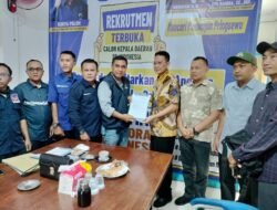 Mantan Pj Bupati Pringsewu Adi Erlansyah Mengambil Formulir Calon Bupati di Partai NasDem Pringsewu