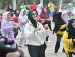 Nana Adi Erlansyah Hadiri Senam Sehat, Cek Kesehatan Gratis dan Pelatihan MUA di Sukoharjo, Pringsewu