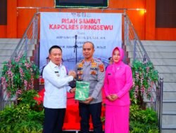 Pisah Sambut Kapolres Di Kantor Bupati Pringsewu Berlangsung Haru