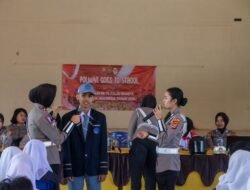 Polwan Polres Pringsewu Gelar Police Goes To School 