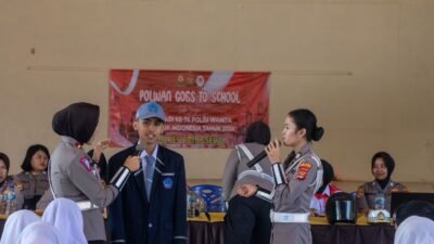 Polwan Polres Pringsewu Gelar Police Goes To School 