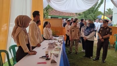 Pantau Pilkada, Pj Bupati Pringsewu Tinjau TPS di Tiga Kecamatan