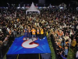 Meriah, Konser Aku Kamu dan Adilah Bersama Andika Kangen Band dan Total Musik Hipnotis Ribuan Penonton Warga Pringsewu