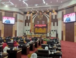 Bupati & Wakil Bupati Pringsewu Hadiri Rapat Paripurna Istimewa DPRD Mendengarkan Pidato Kenegaraan Presiden RI