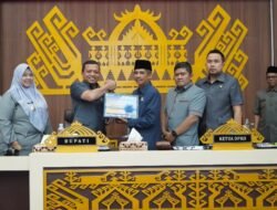 Bupati Pringsewu Sampaikan Rancangan Perubahan APBD