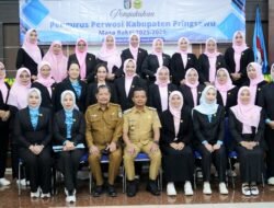 Bupati Pringsewu Harapkan PERWOSI Tingkatkan Eksistensi Wanita Kembangkan Olahraga